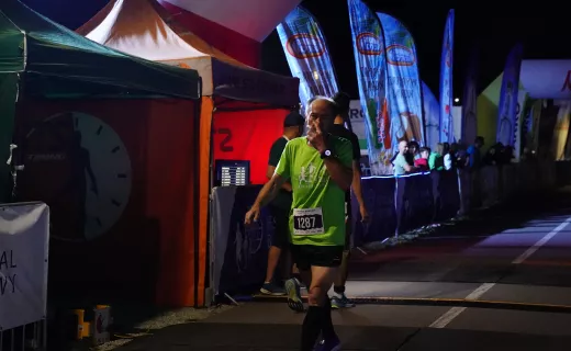 Pobiegli na Milę! Bieg dostarczył zawodnikom sporo wrażeń [WIDEO] - 32